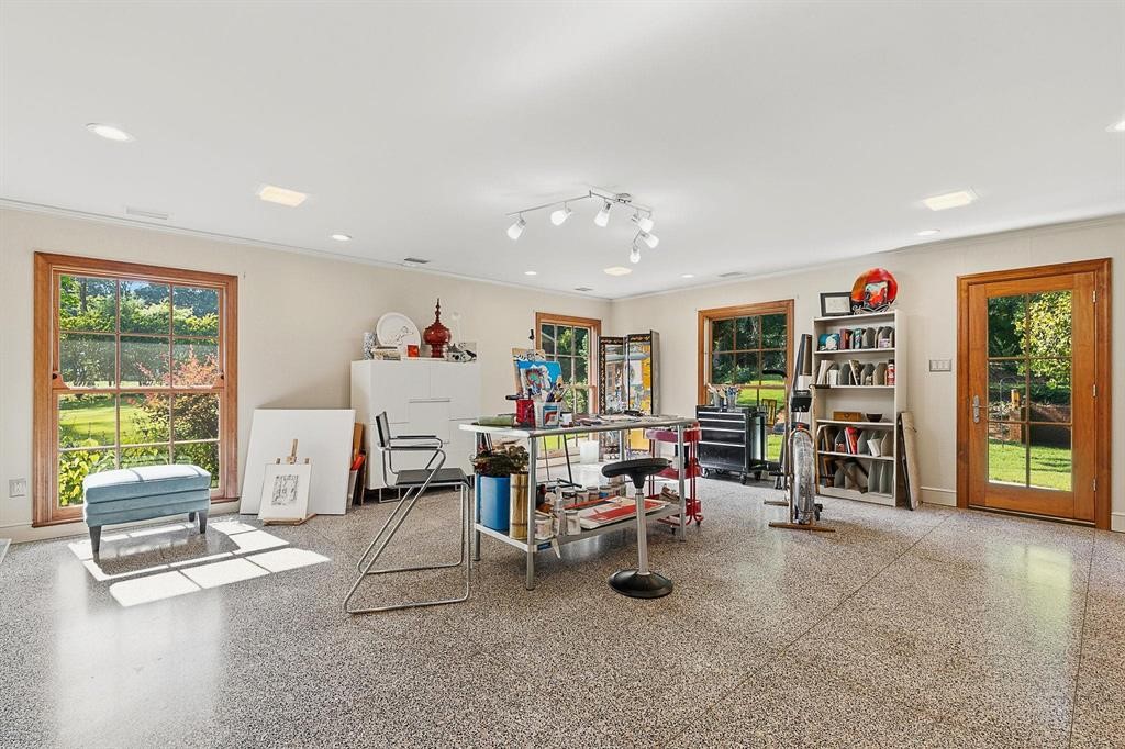 325 Lanham Circle
