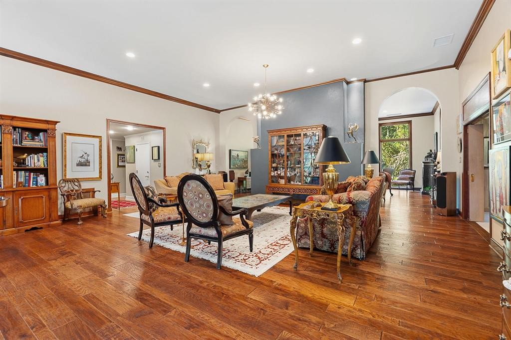 325 Lanham Circle