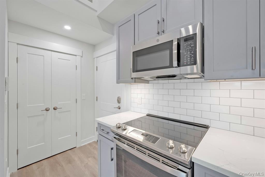 1133 Pleasantville Road Unit: 3B