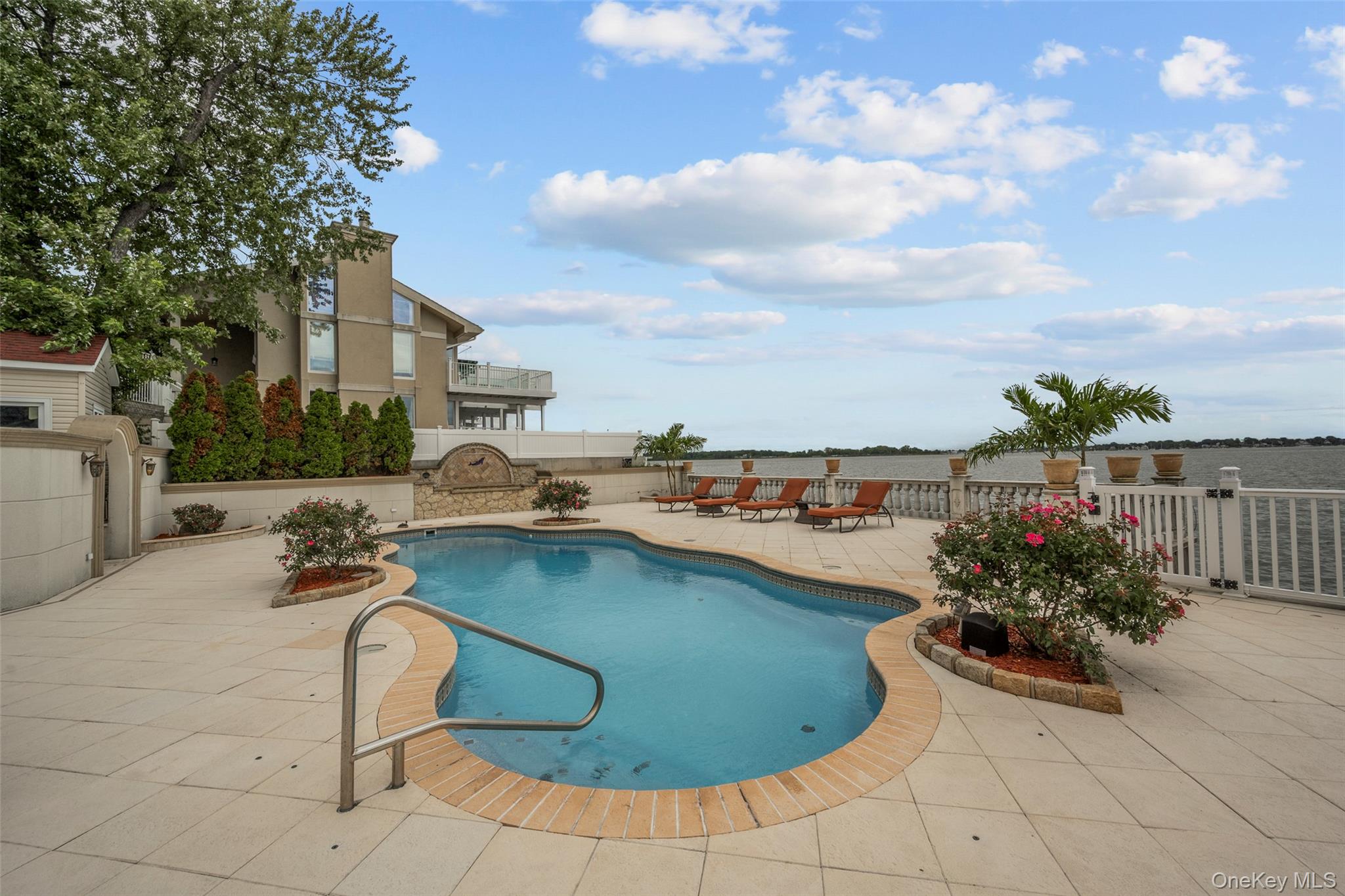 3407 Country Club Road