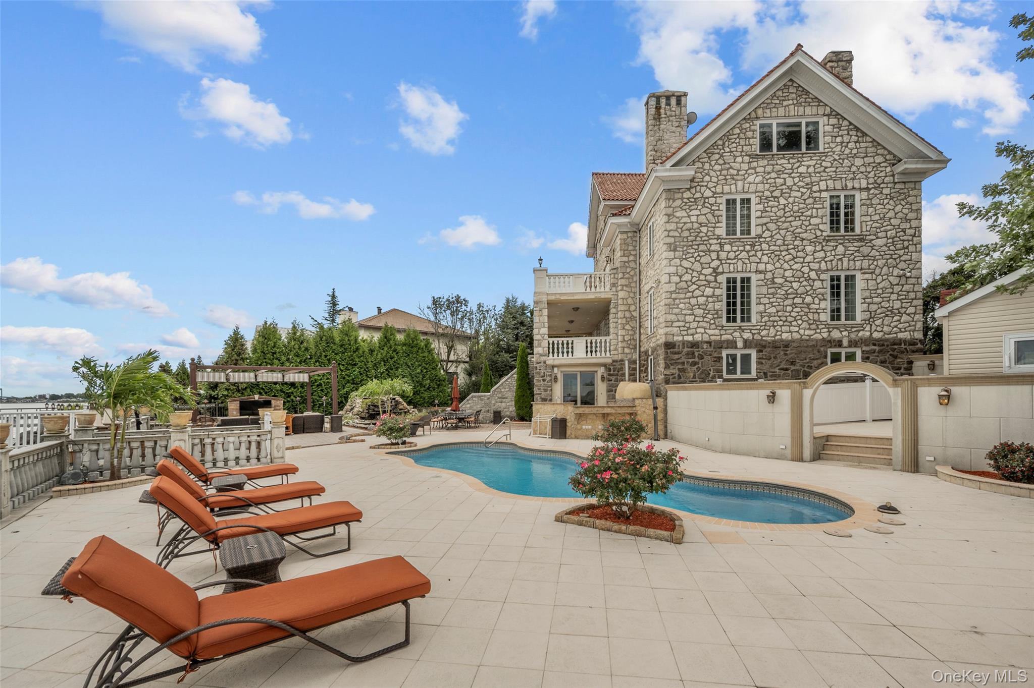 3407 Country Club Road