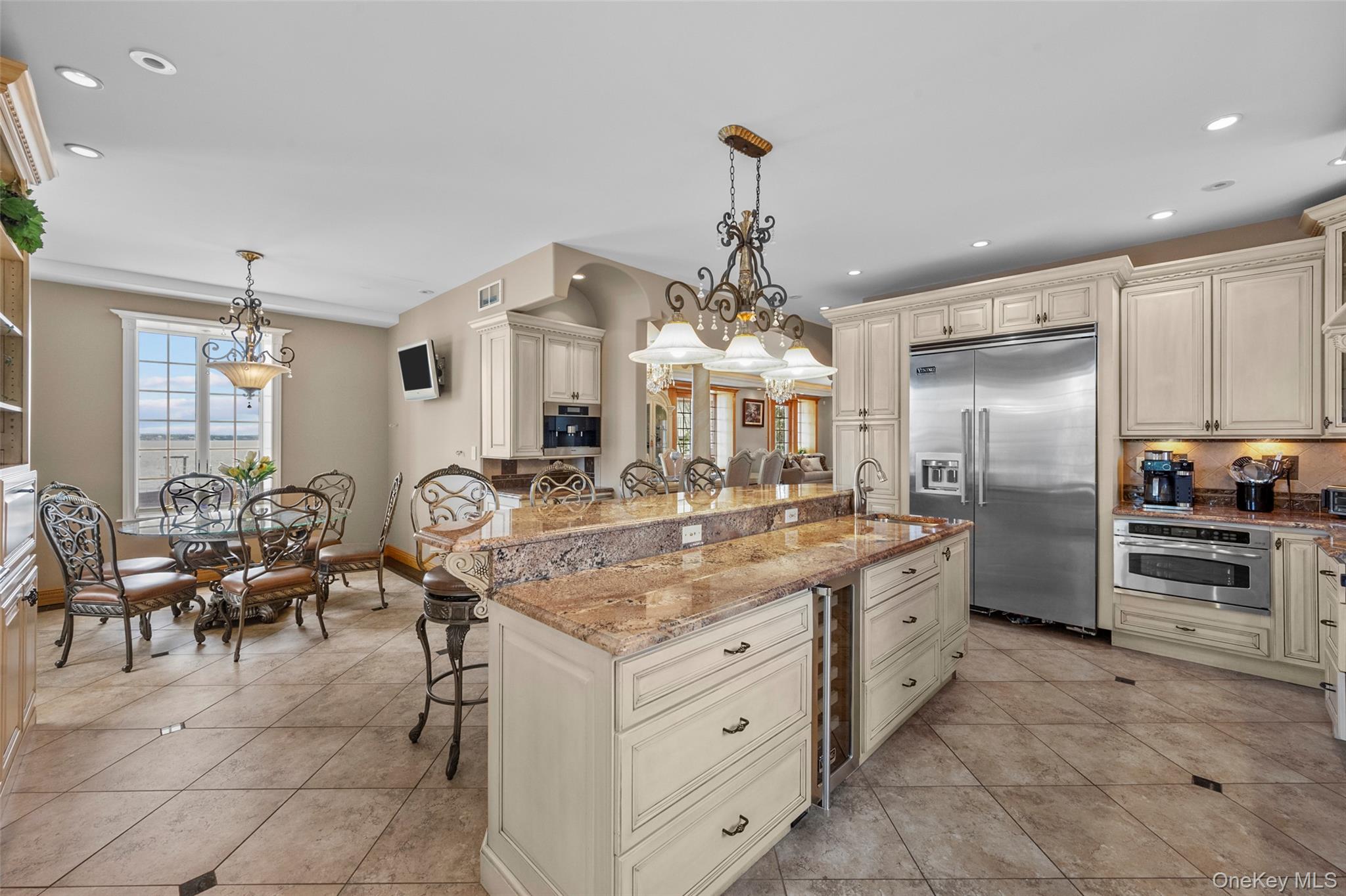 3407 Country Club Road