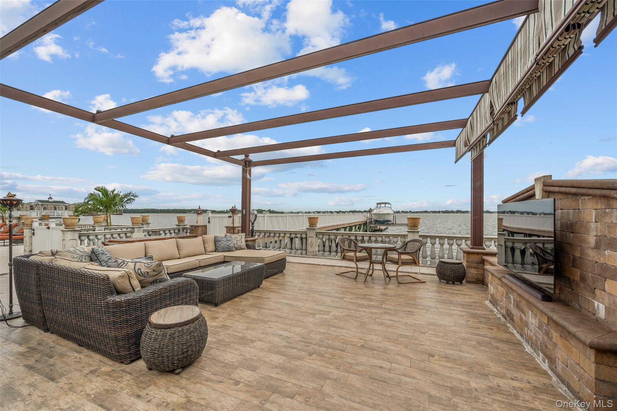 3407 Country Club Road