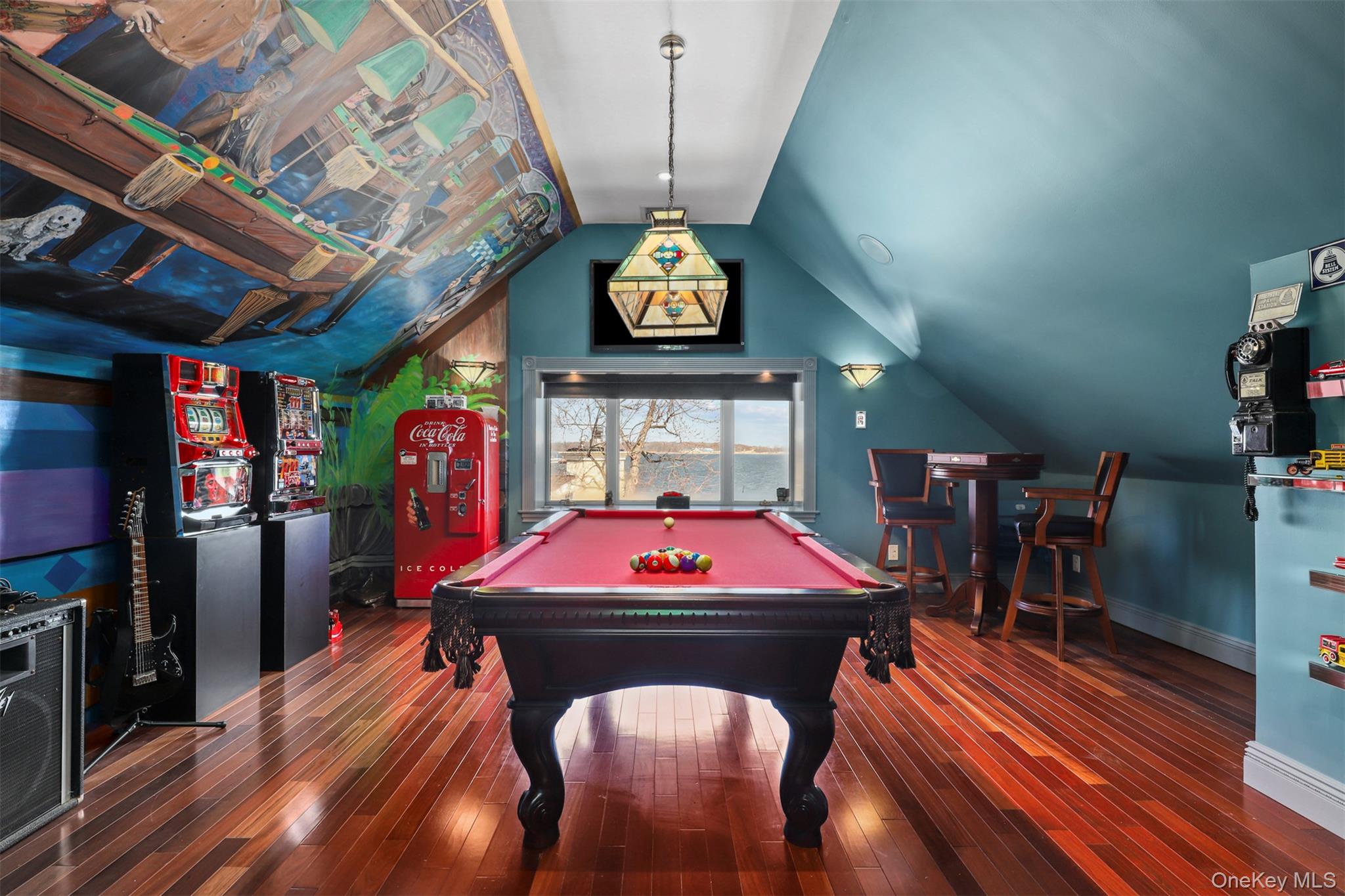 3407 Country Club Road