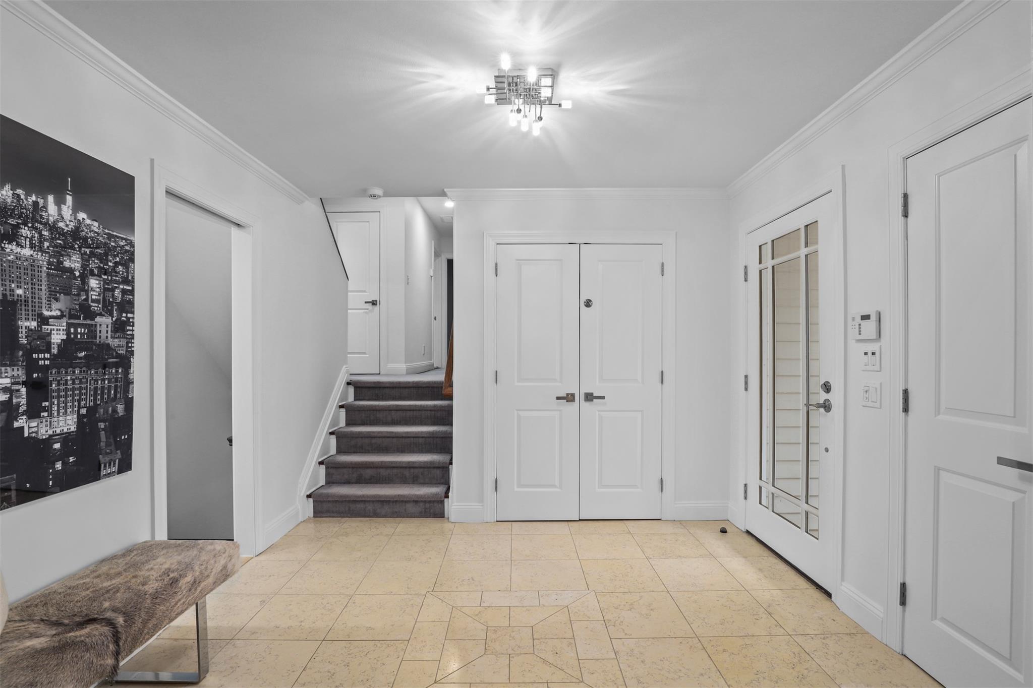 8 Hardscrabble Circle