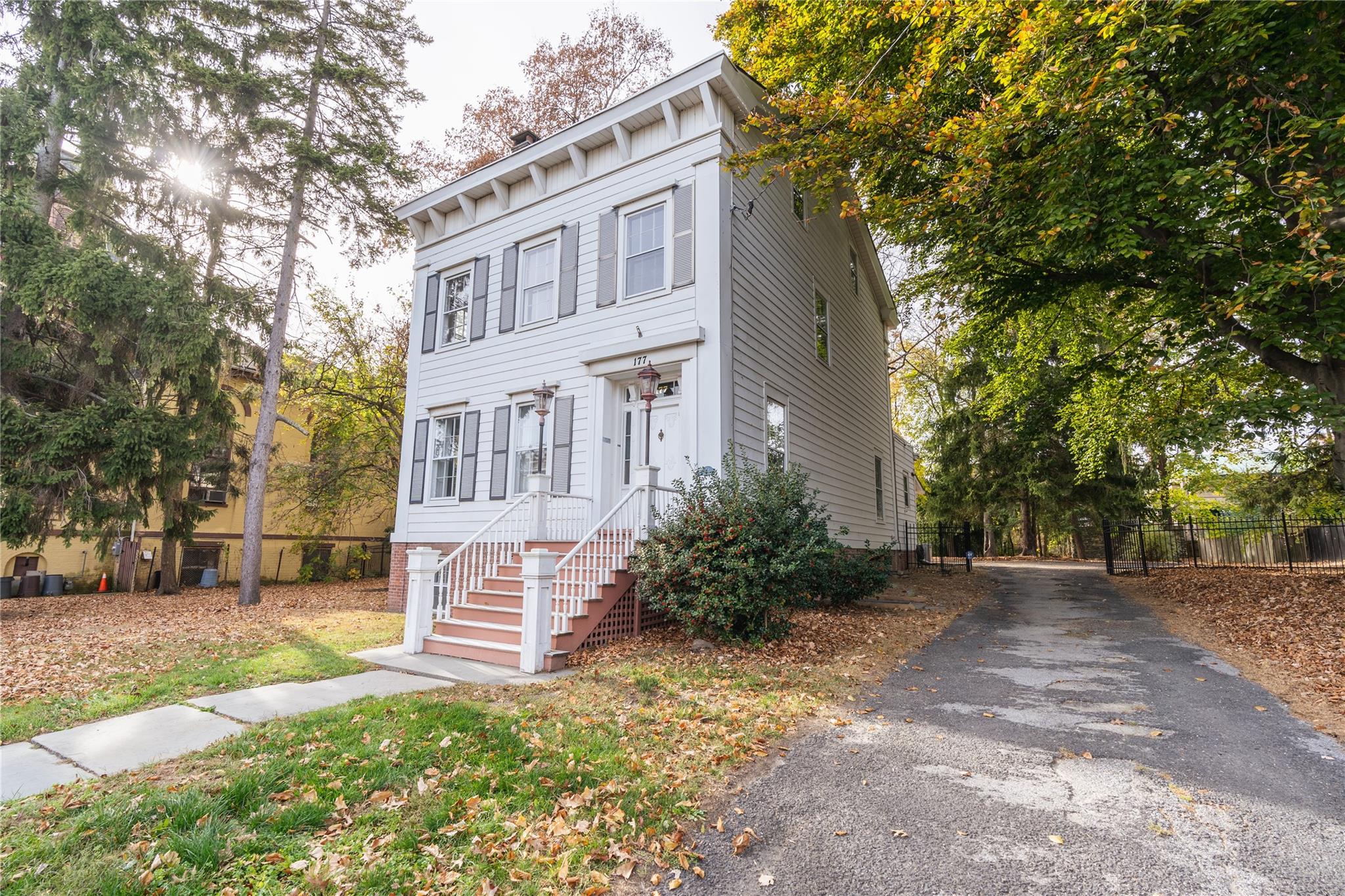 177 Grand Street