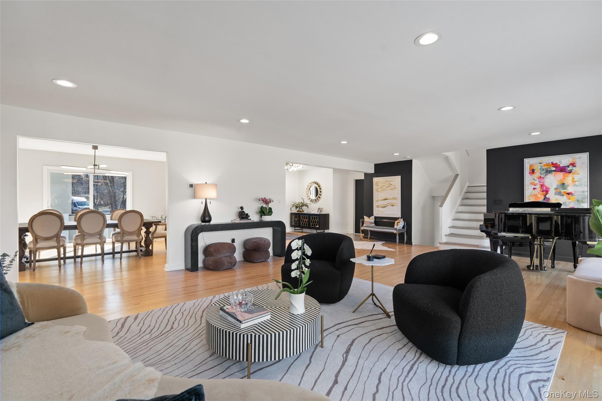 15 Haights Cross Road