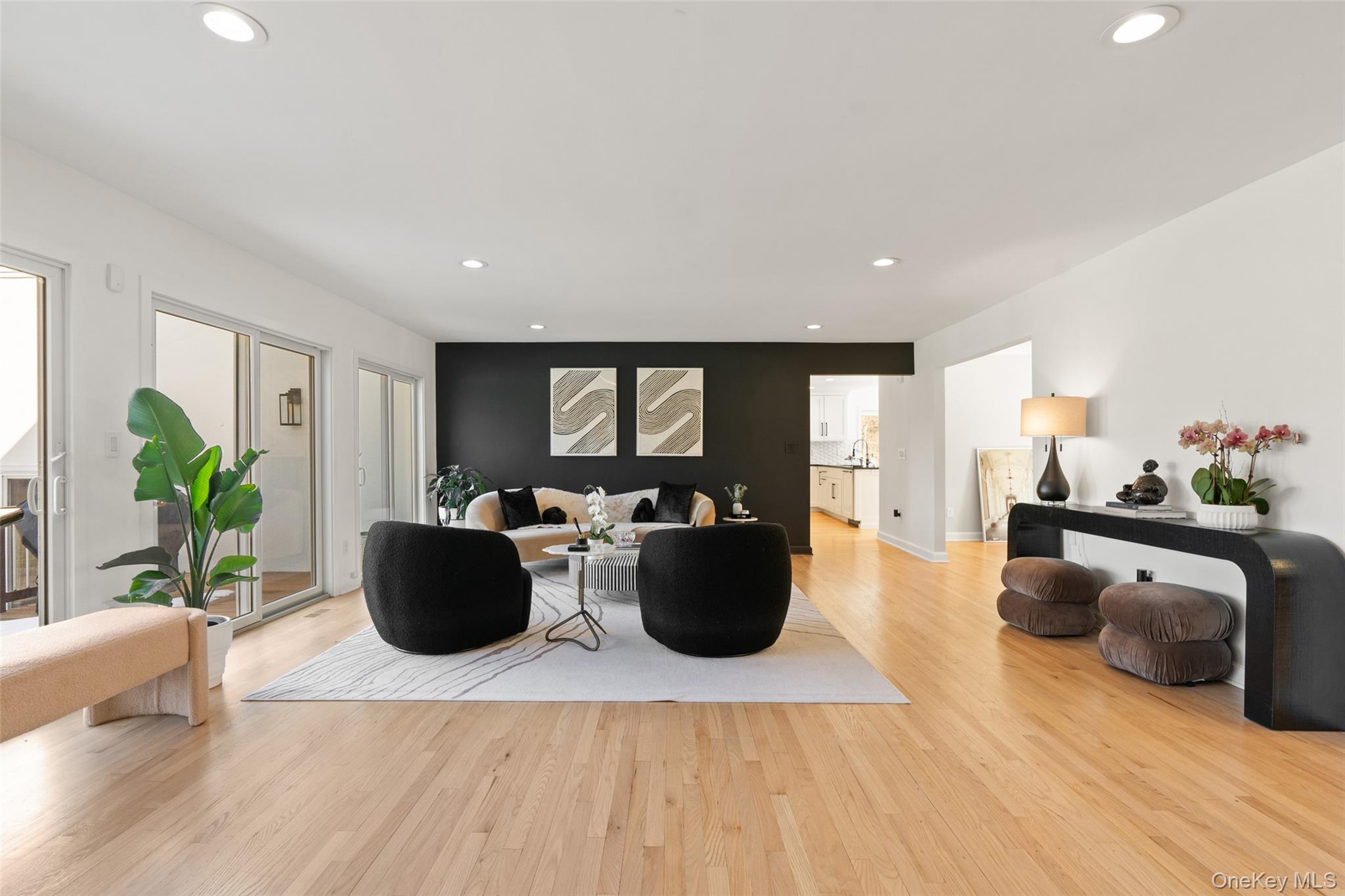 15 Haights Cross Road