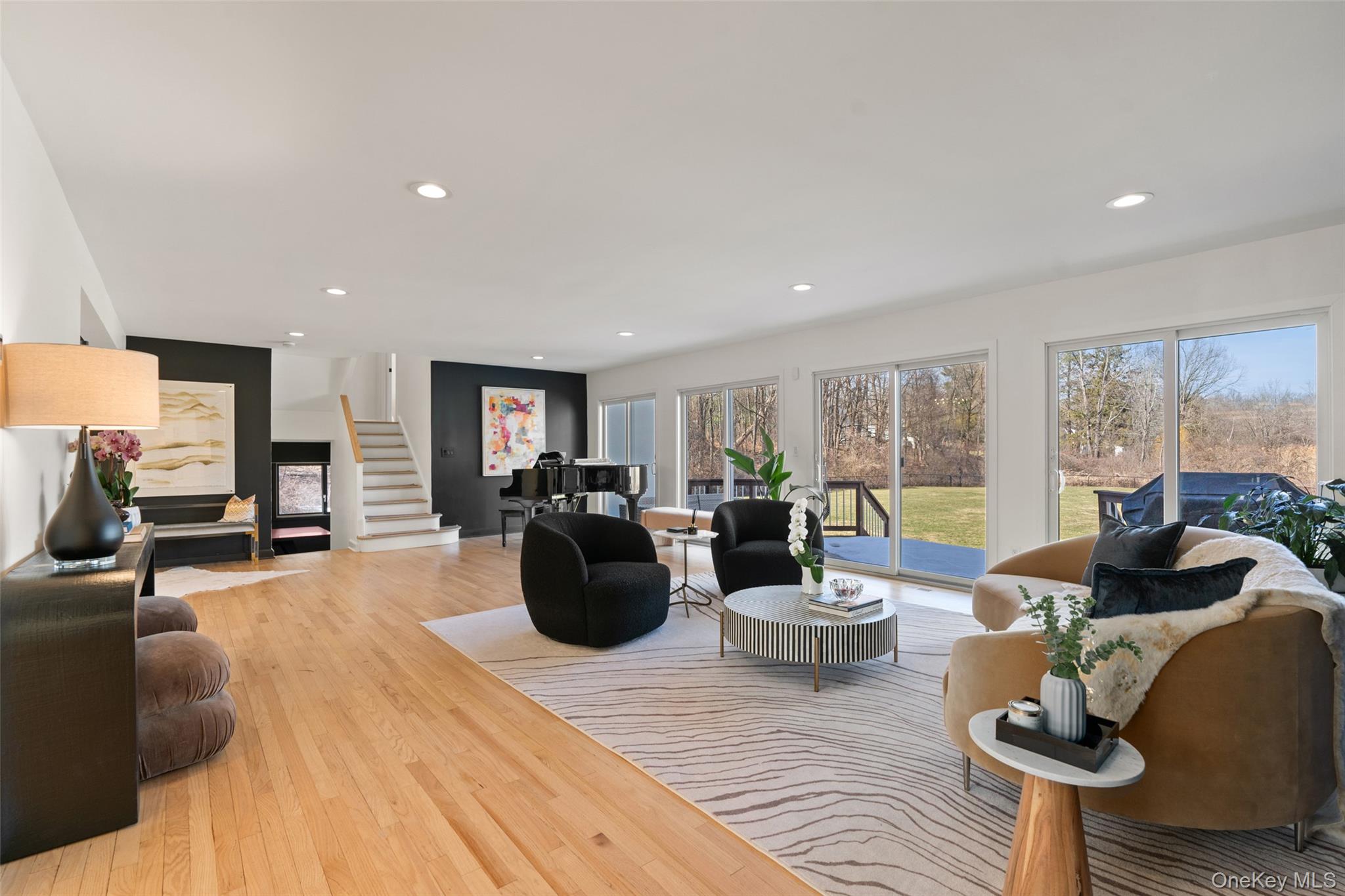 15 Haights Cross Road