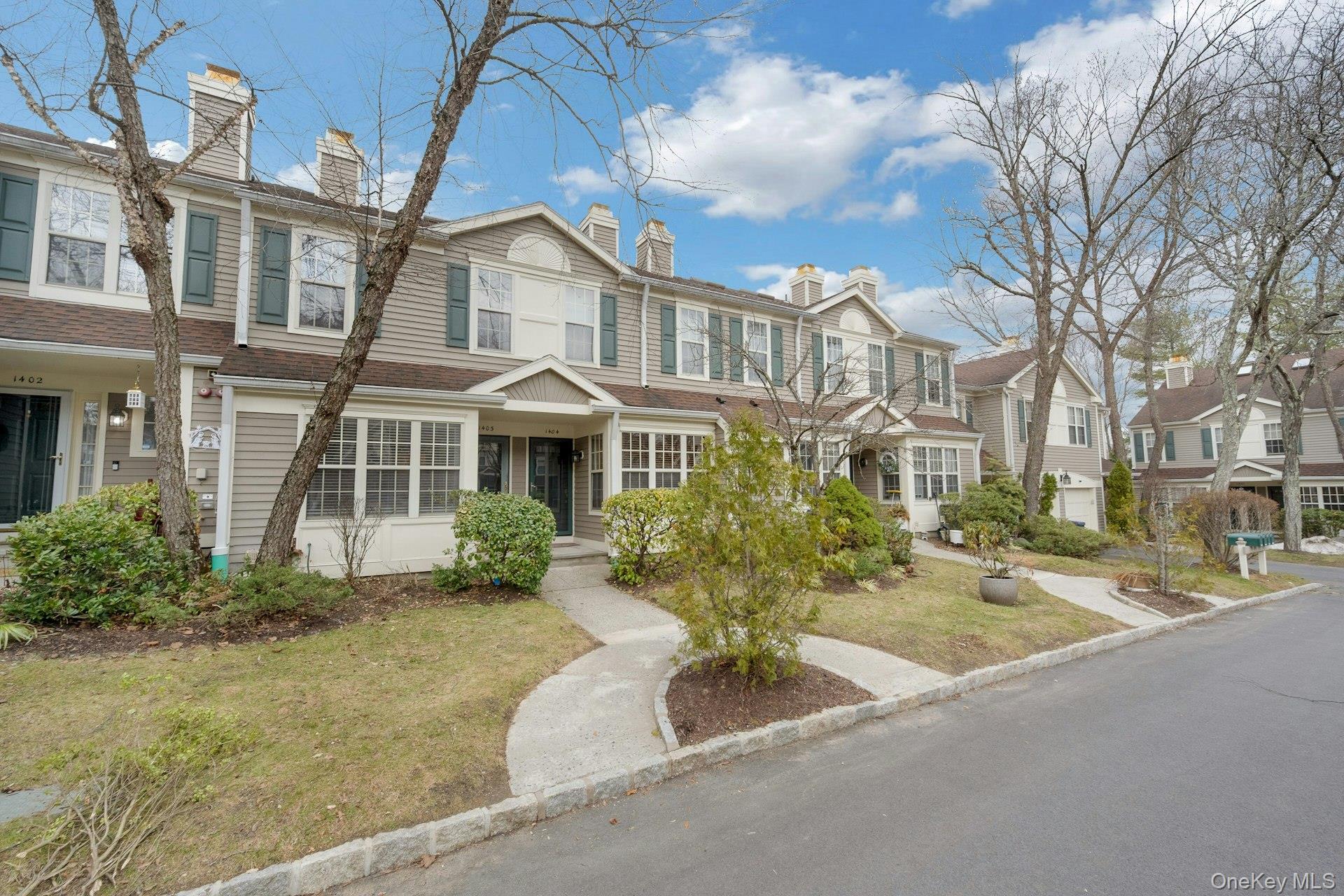 1403 Pondcrest Lane