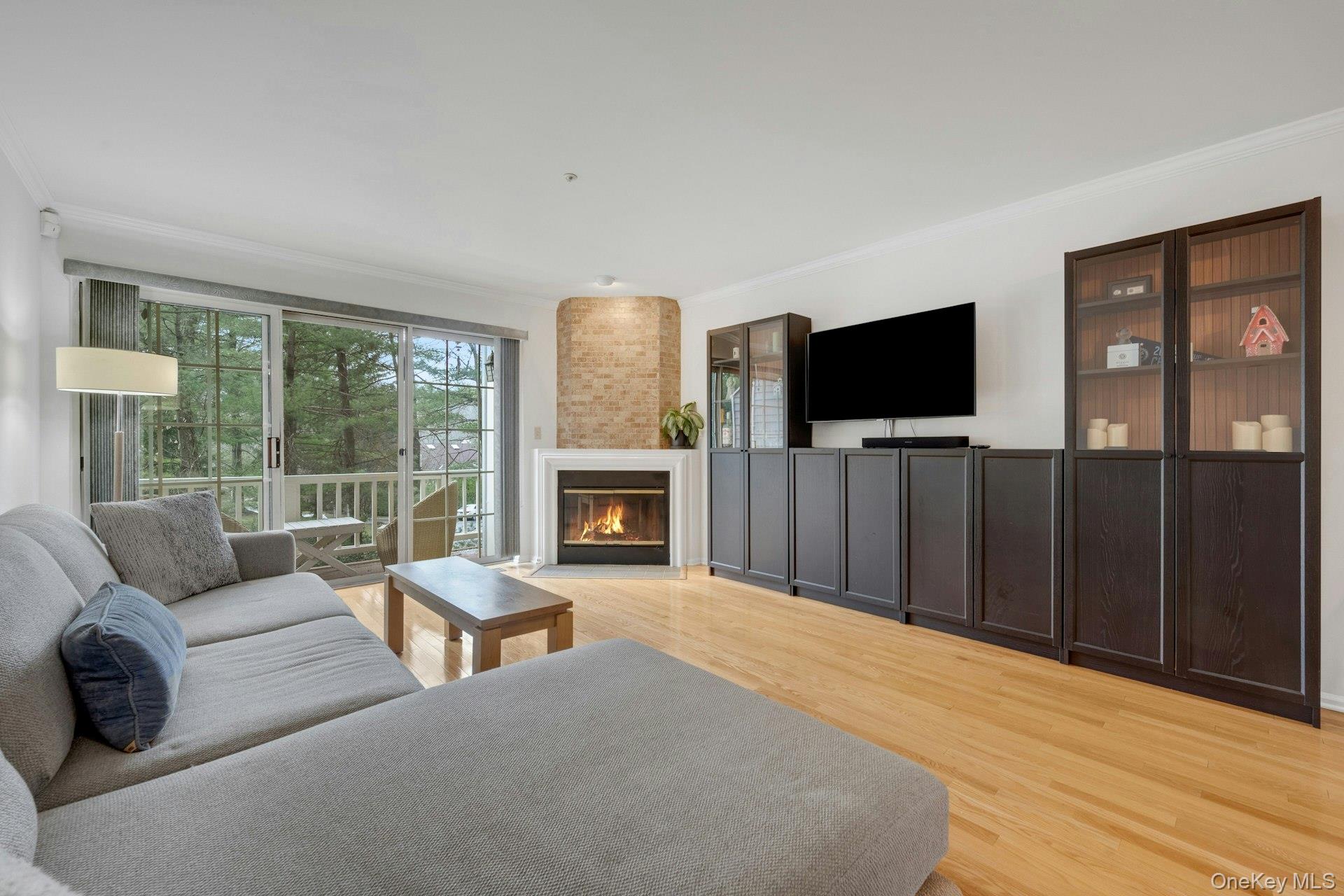 1403 Pondcrest Lane