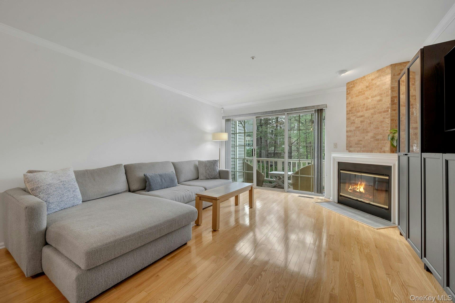 1403 Pondcrest Lane