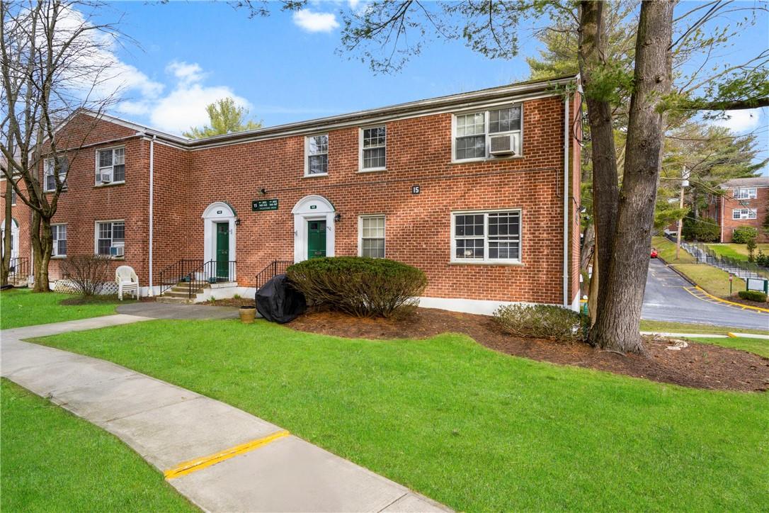 15 Fieldstone Drive Unit: 141