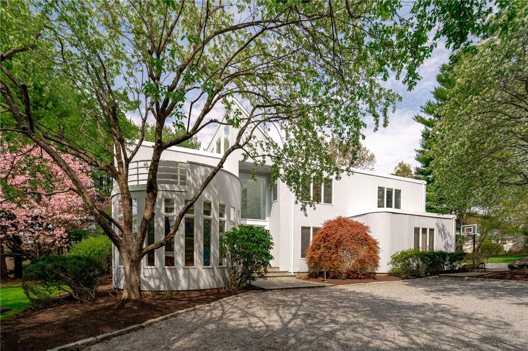 5 Random Farms Circle