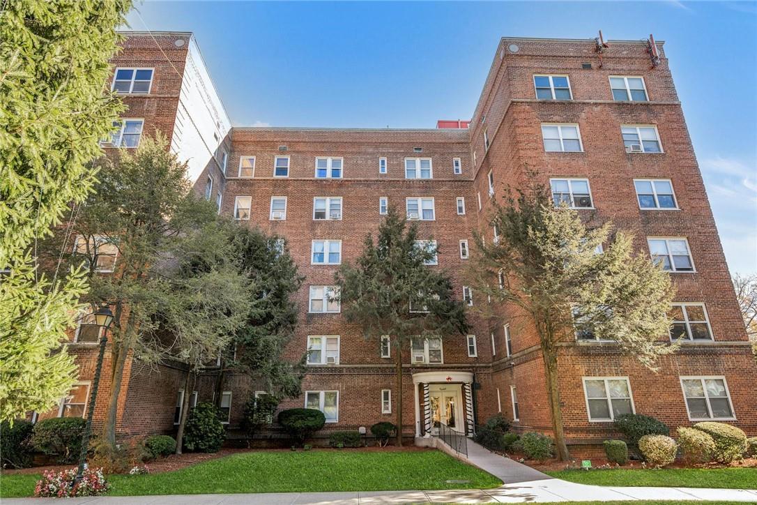 90 Bryant Avenue # F4A