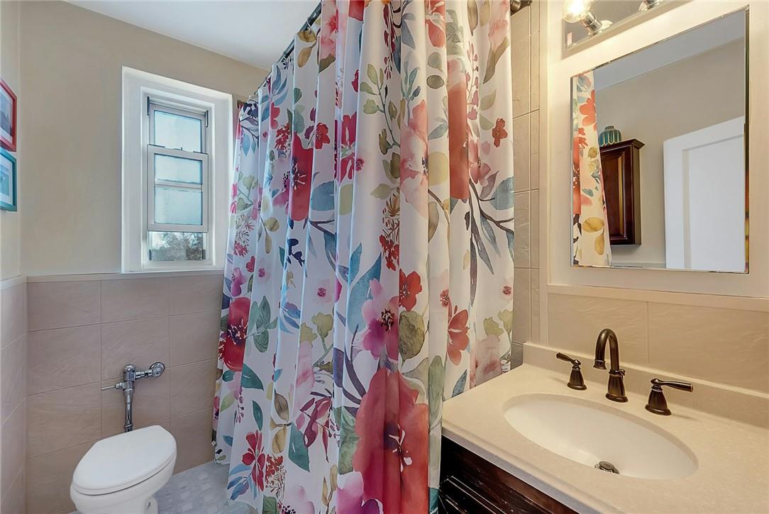 90 Bryant Avenue # F4A