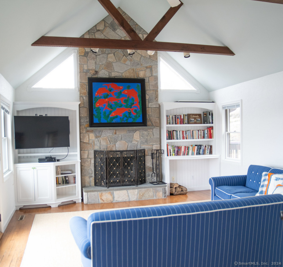 26 Hemlock Trail