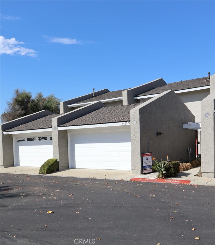 18507 Pueblo Circle