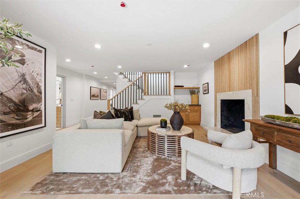 865 10th Street
