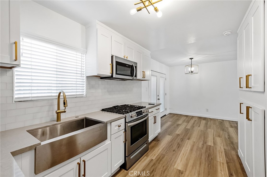 410 E Plymouth