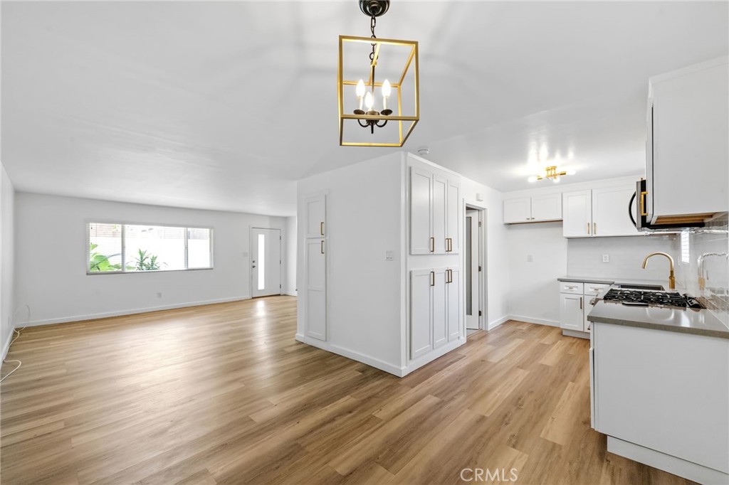 410 E Plymouth