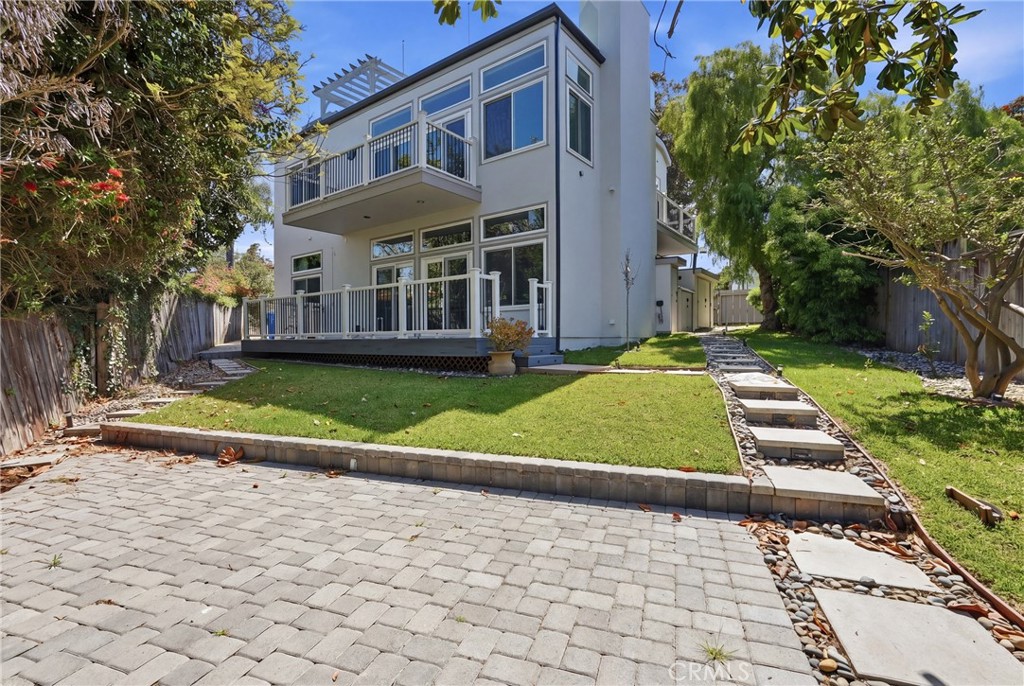 601 S Gertruda