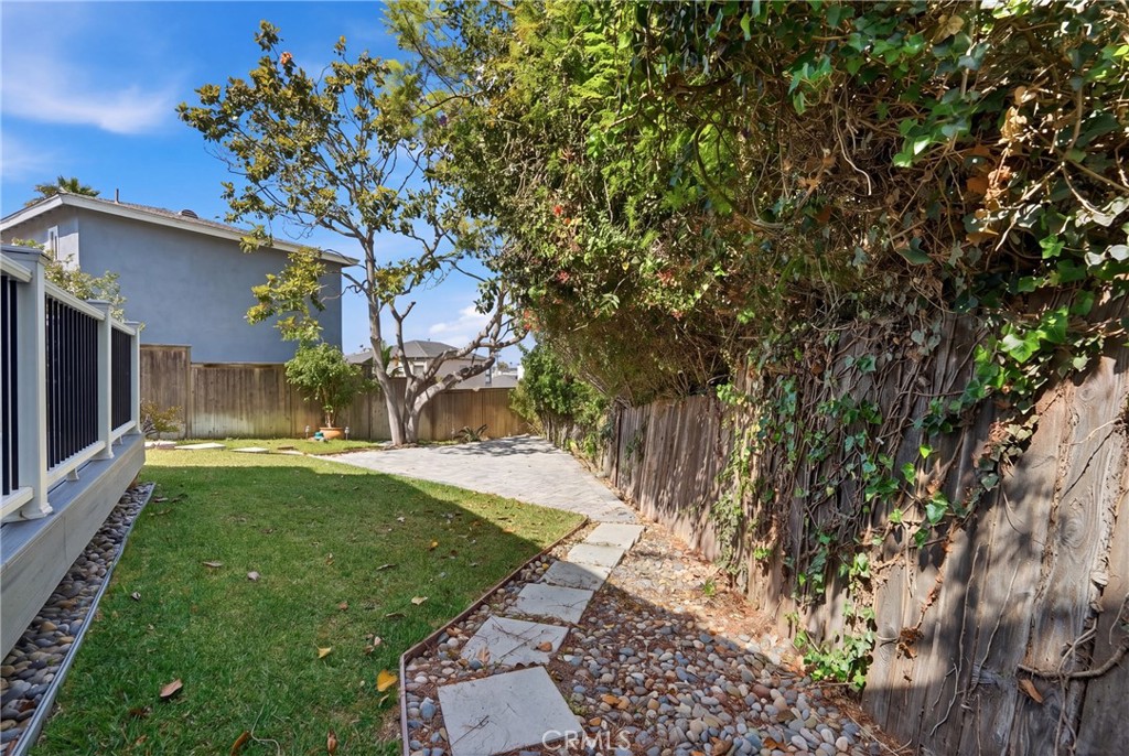 601 S Gertruda