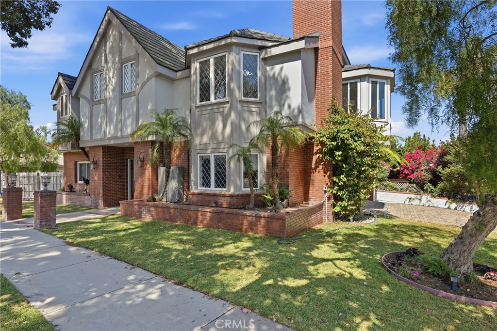 601 S Gertruda