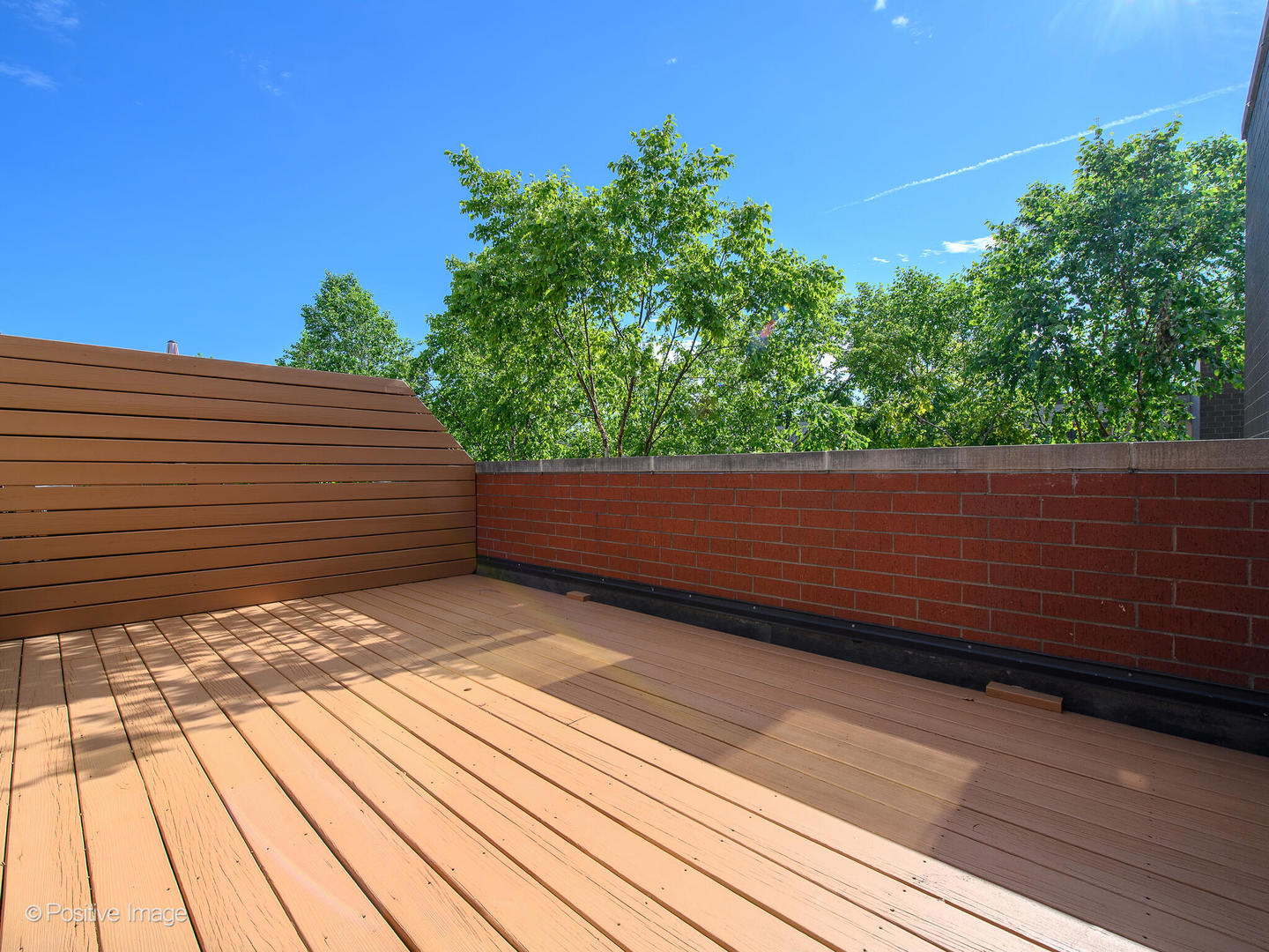 5003 N Lincoln Avenue Unit: 5