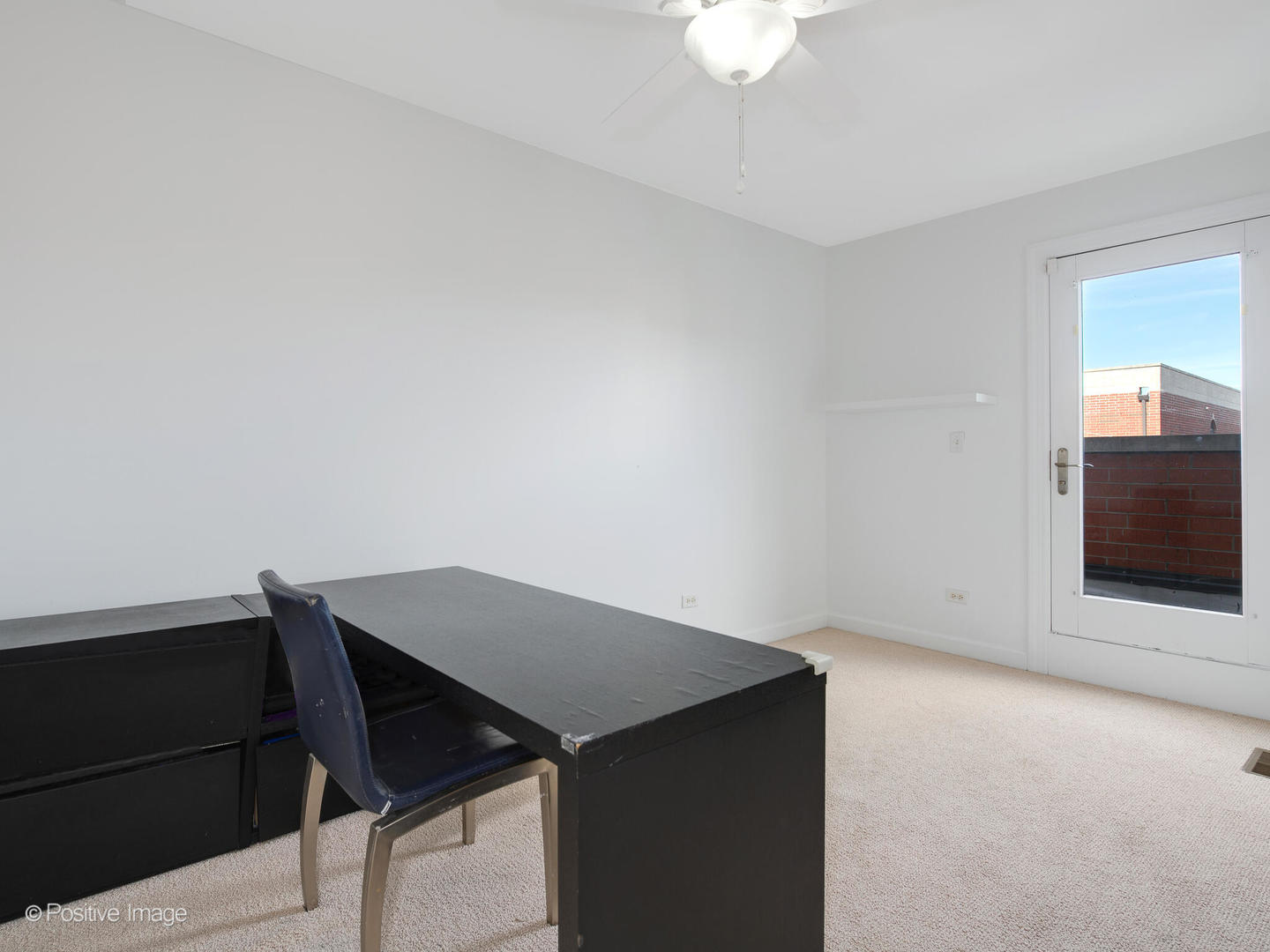 5003 N Lincoln Avenue Unit: 5