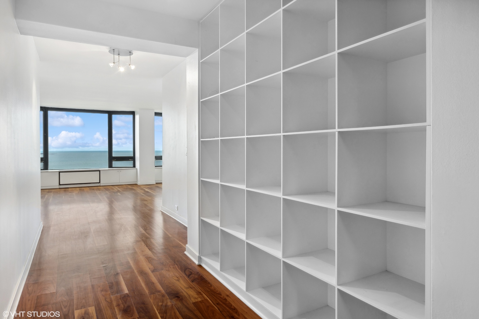 1555 N Astor Street Unit: 30E