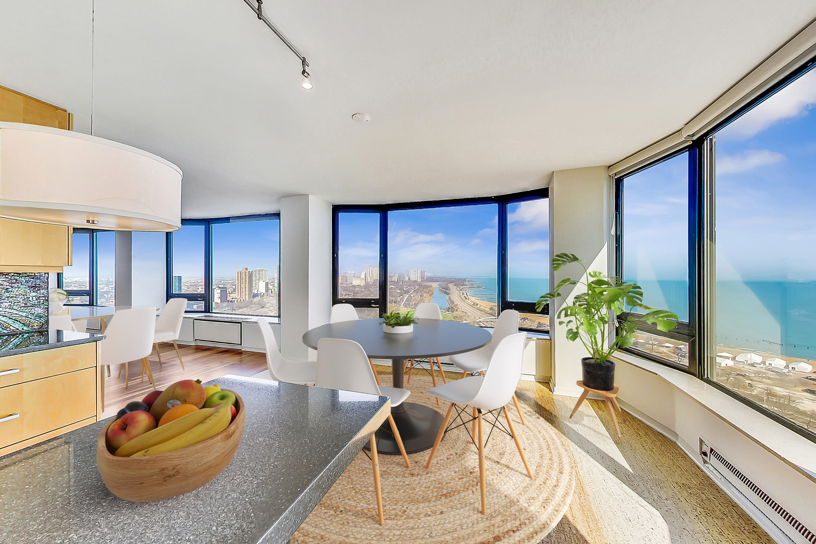 1555 N Astor Street Unit: 30E