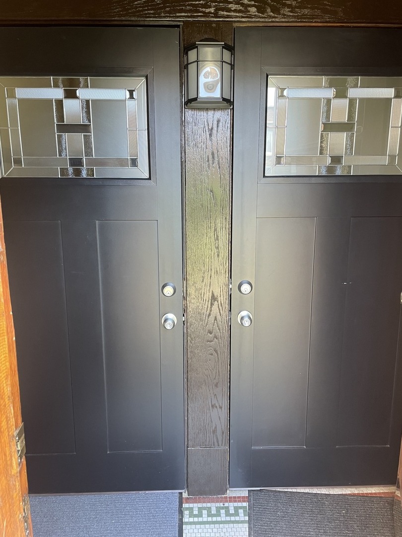 4129 W Nelson Street