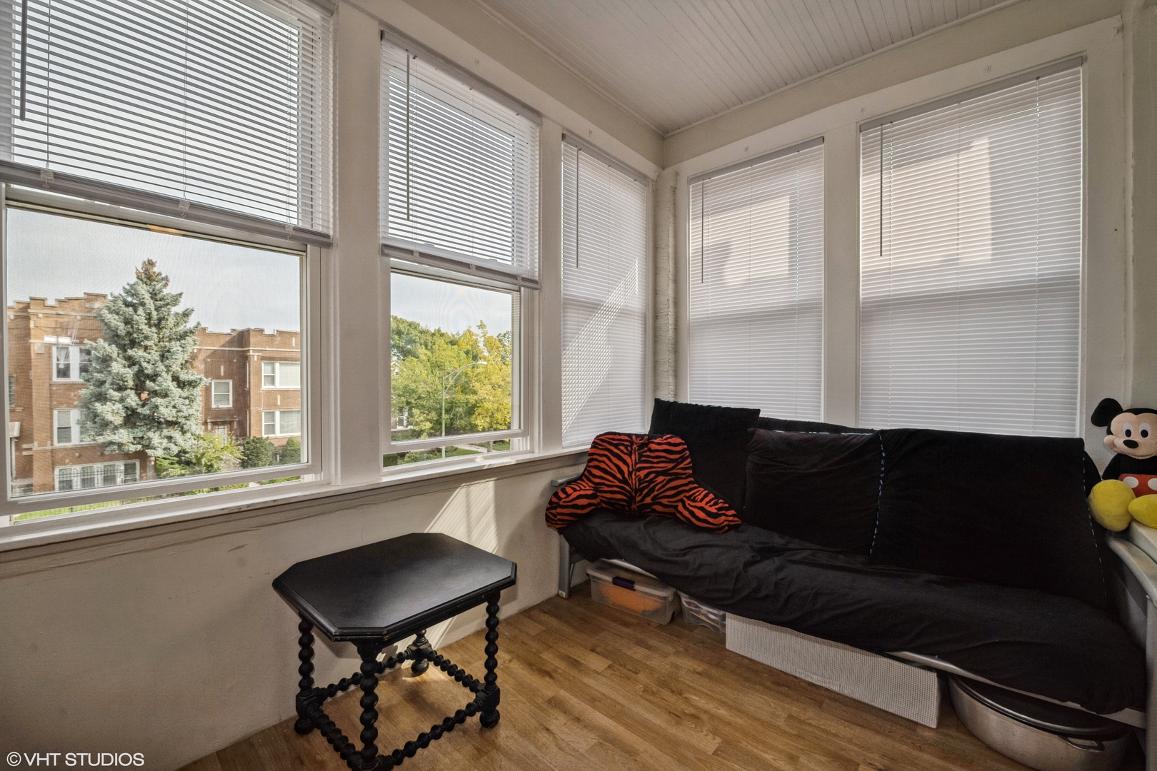 4129 W Nelson Street