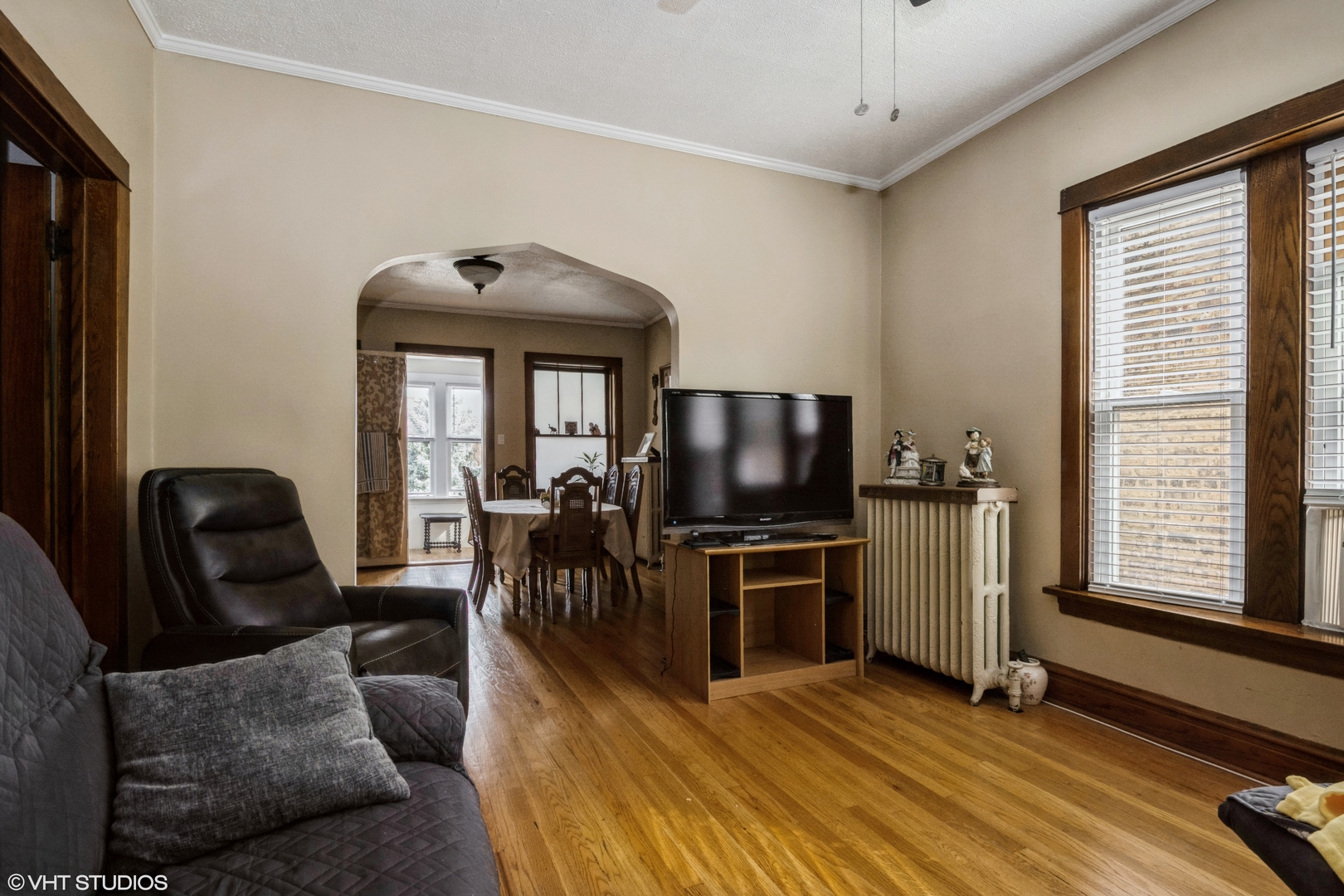 4129 W Nelson Street