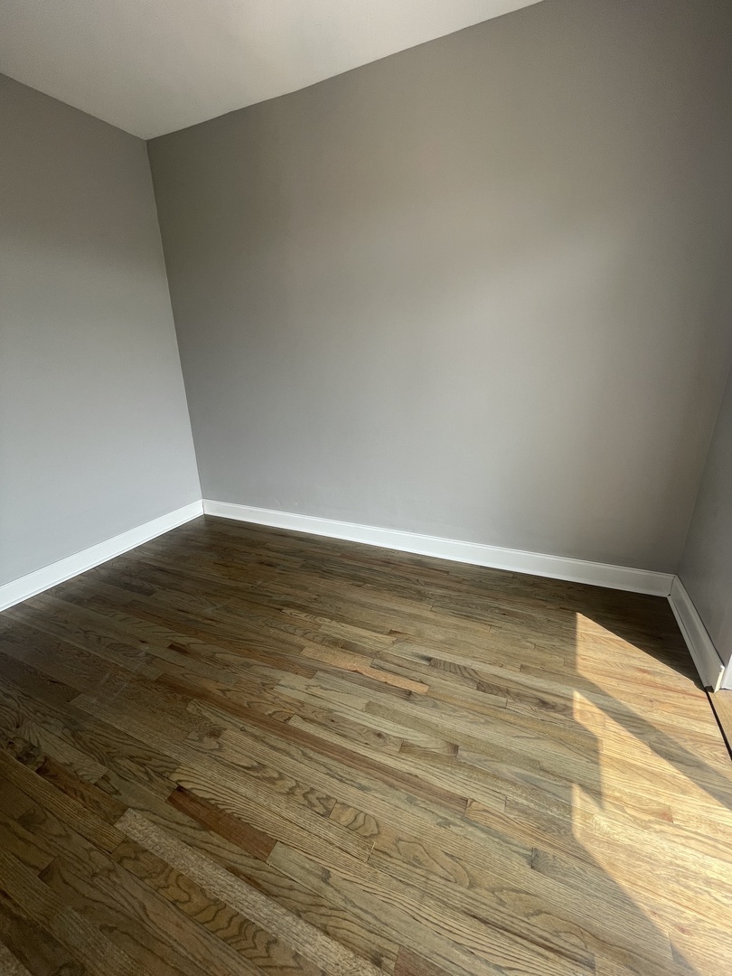 4858 W Warwick Avenue Unit: 2