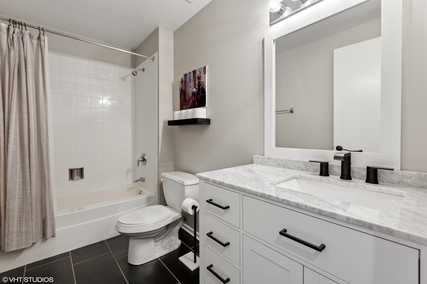 212 E CULLERTON Street Unit: 1001