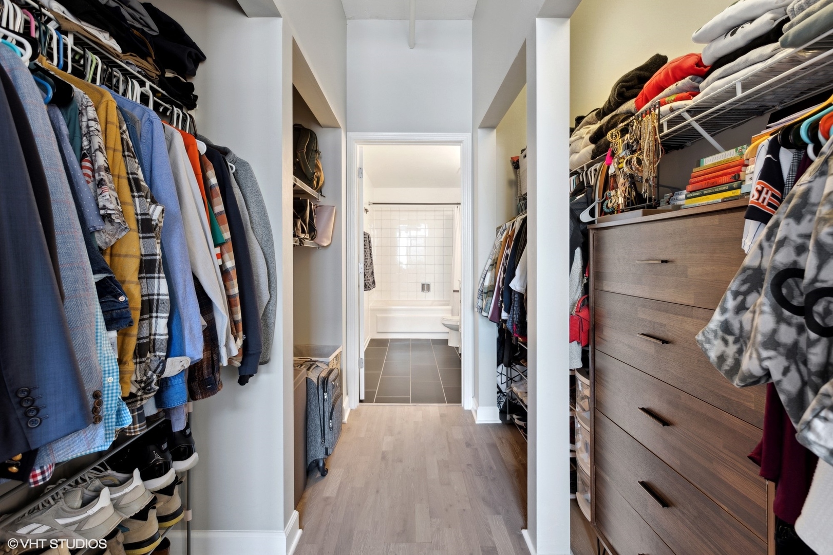 212 E CULLERTON Street Unit: 1001