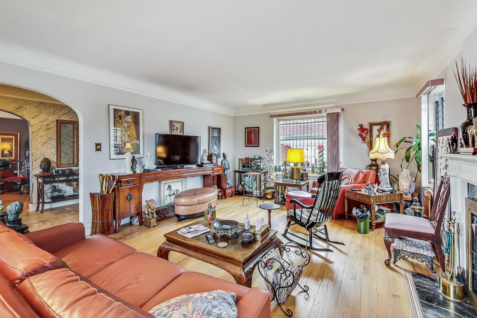 7356 S Bennett Avenue