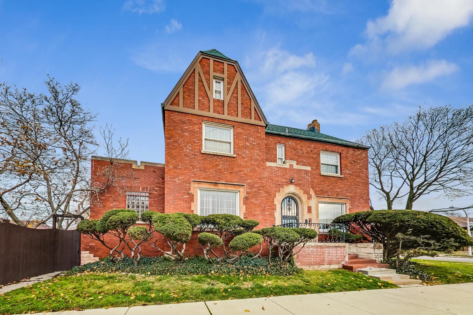 7356 S Bennett Avenue