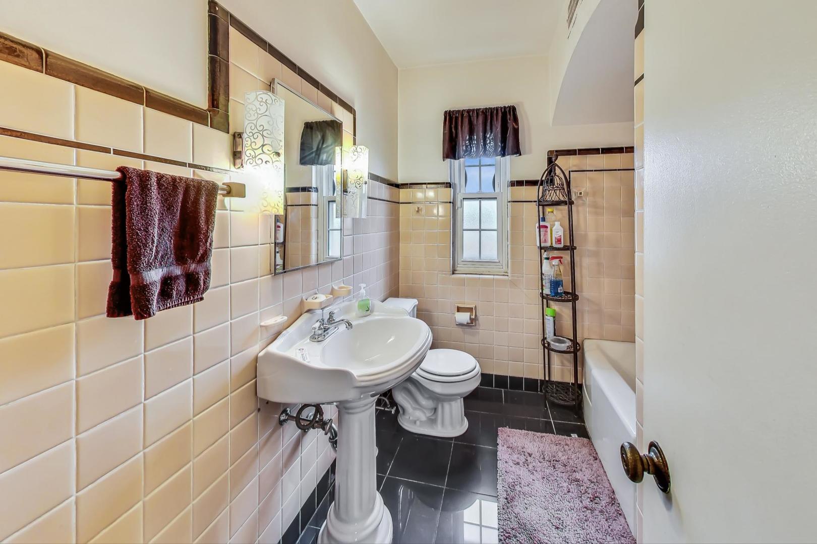 7356 S Bennett Avenue