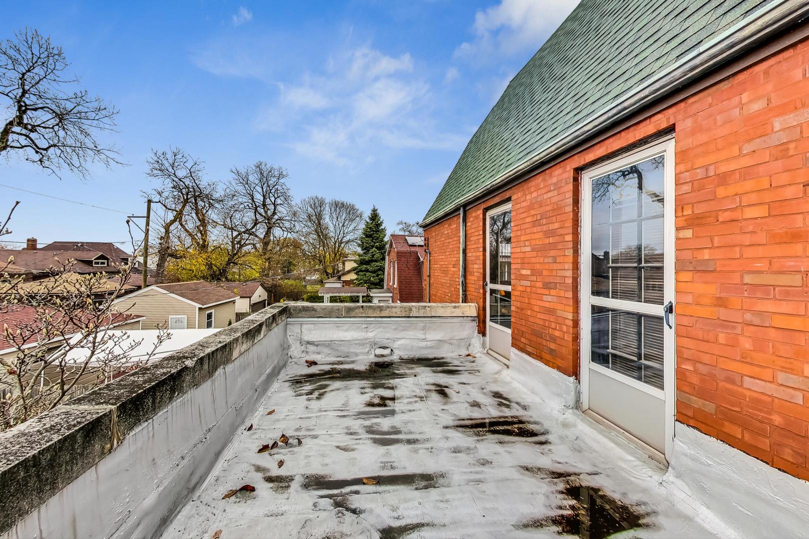 7356 S Bennett Avenue