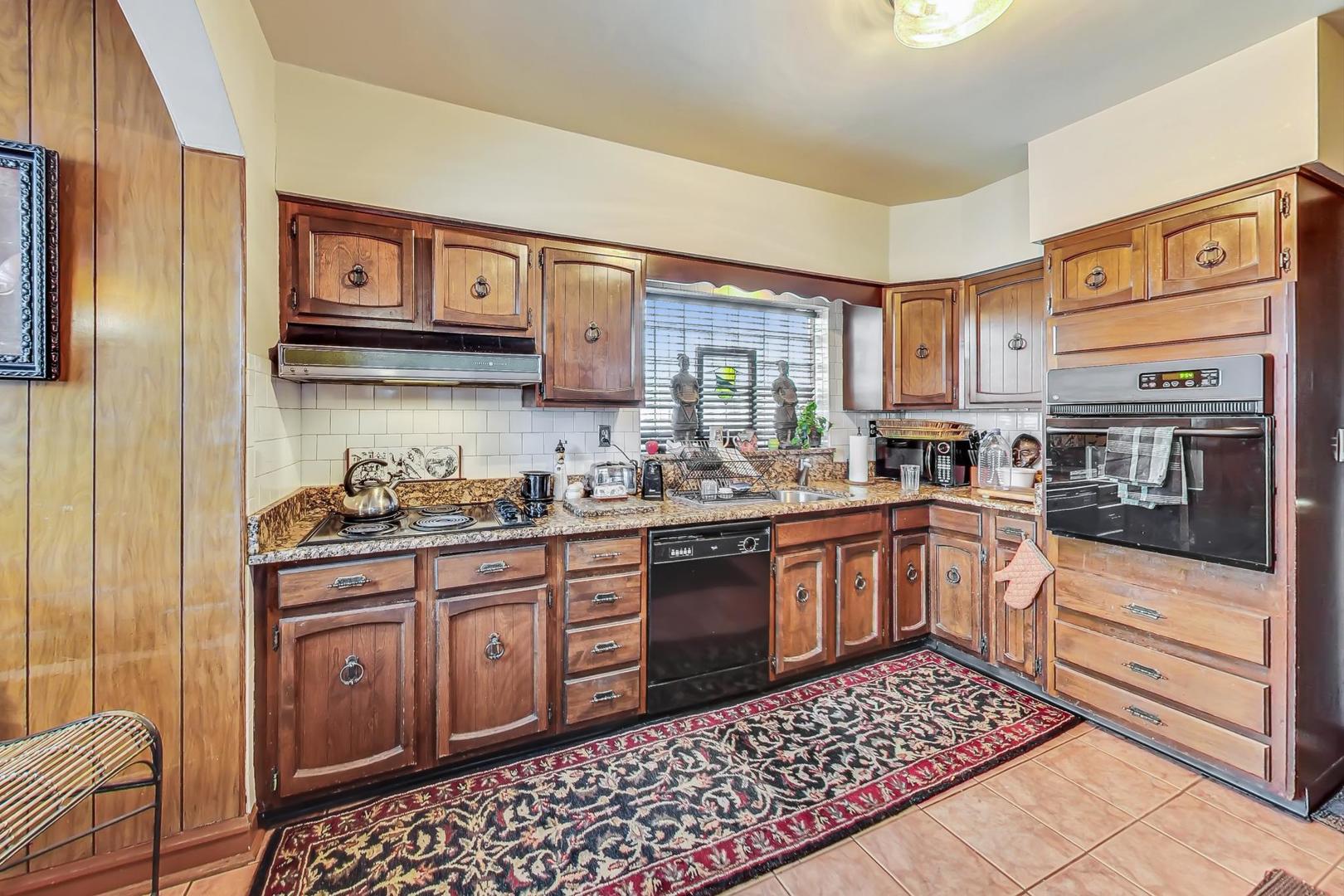 7356 S Bennett Avenue