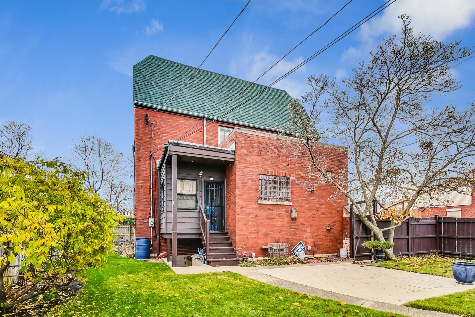 7356 S Bennett Avenue