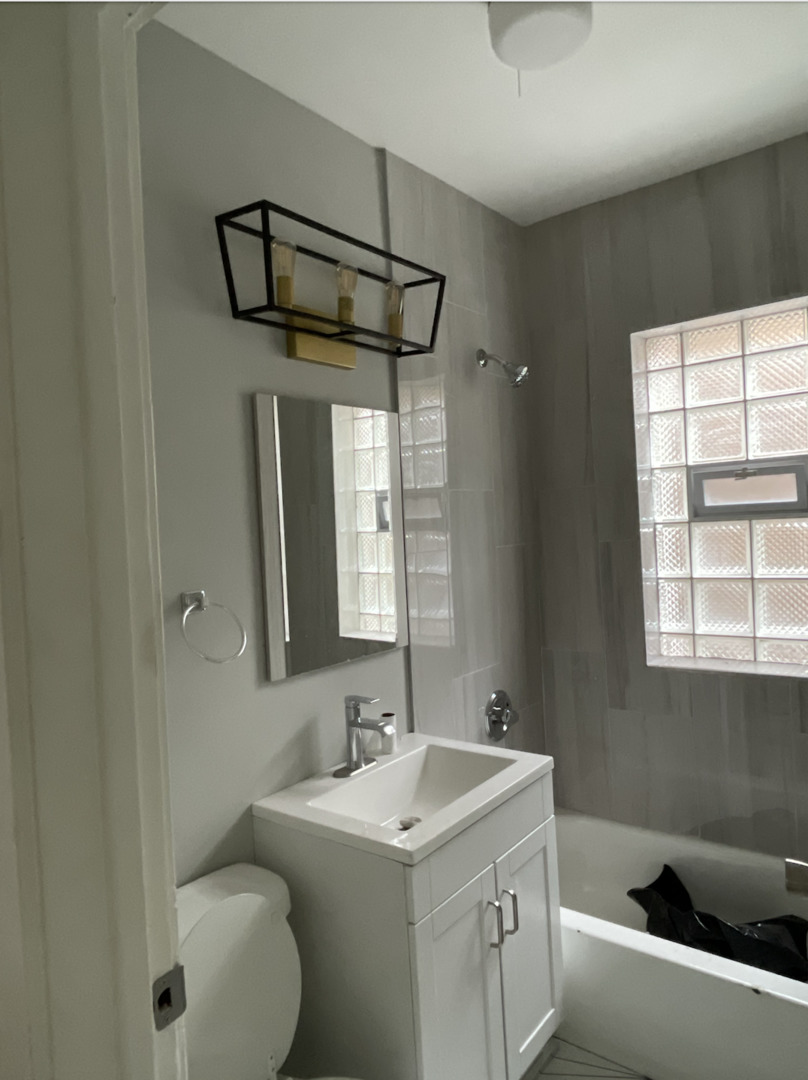 6507 N Bell Avenue Unit: 1N