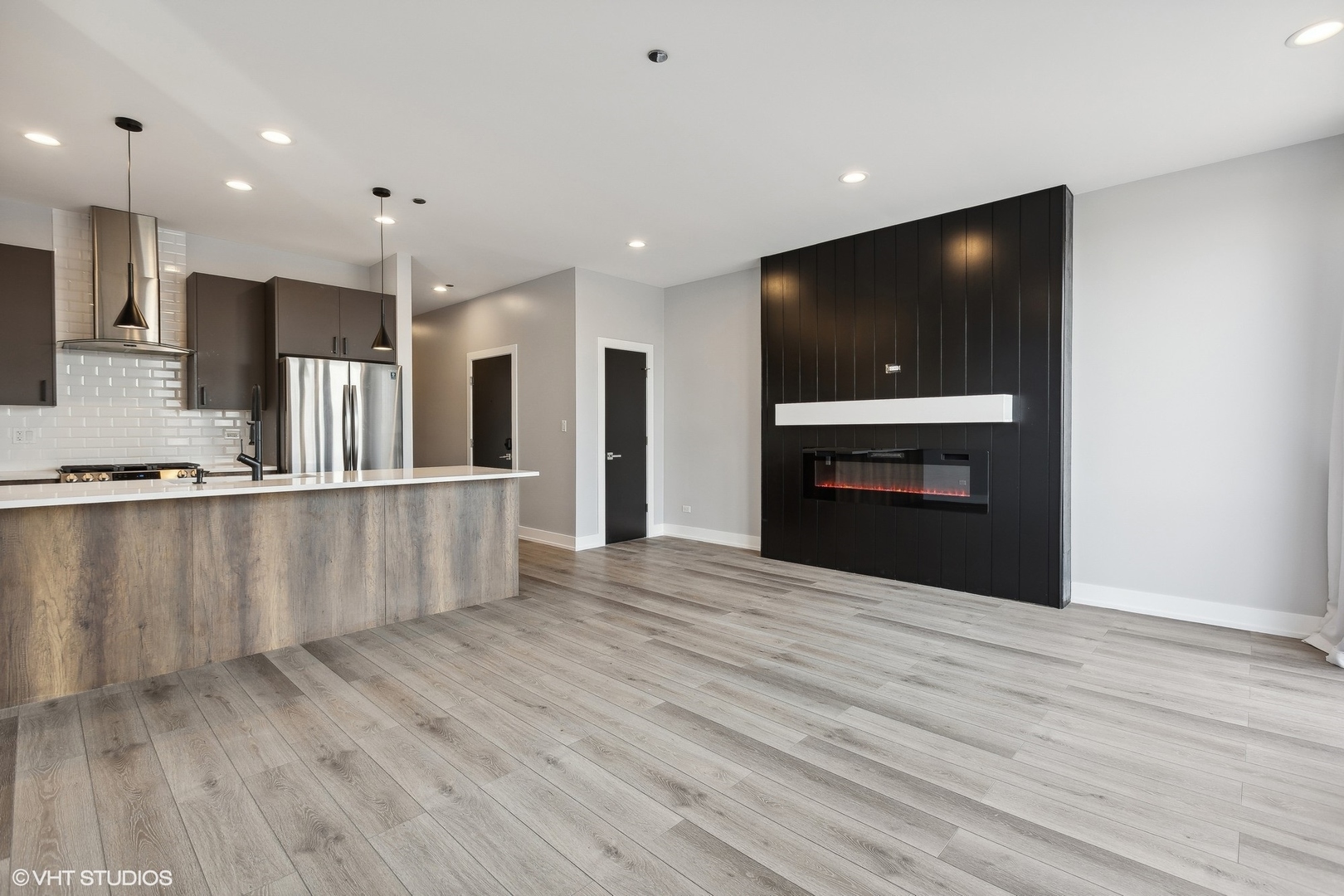 219 S Hamilton Avenue Unit: 4N