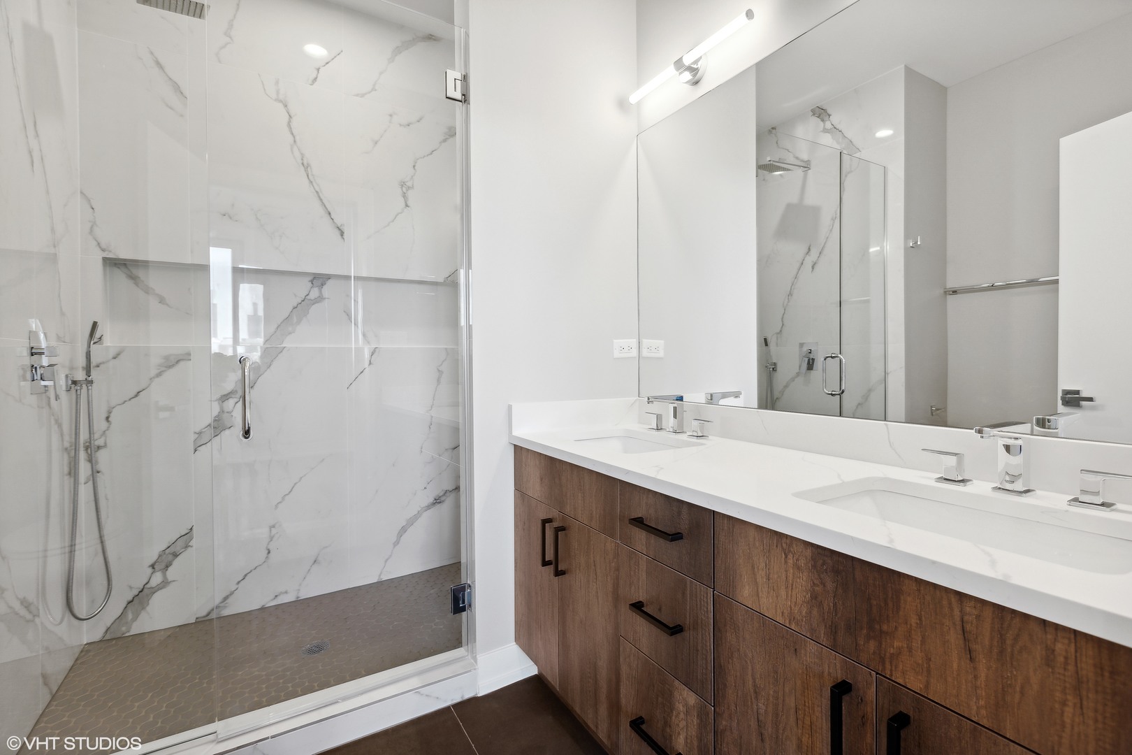 219 S Hamilton Avenue Unit: 4N