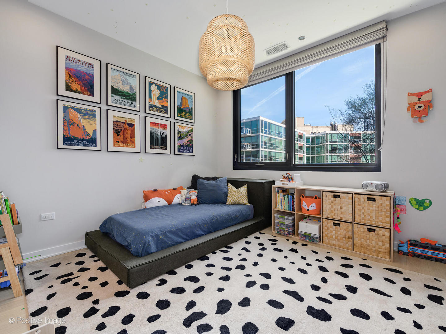 1648 W Division Street Unit: 203