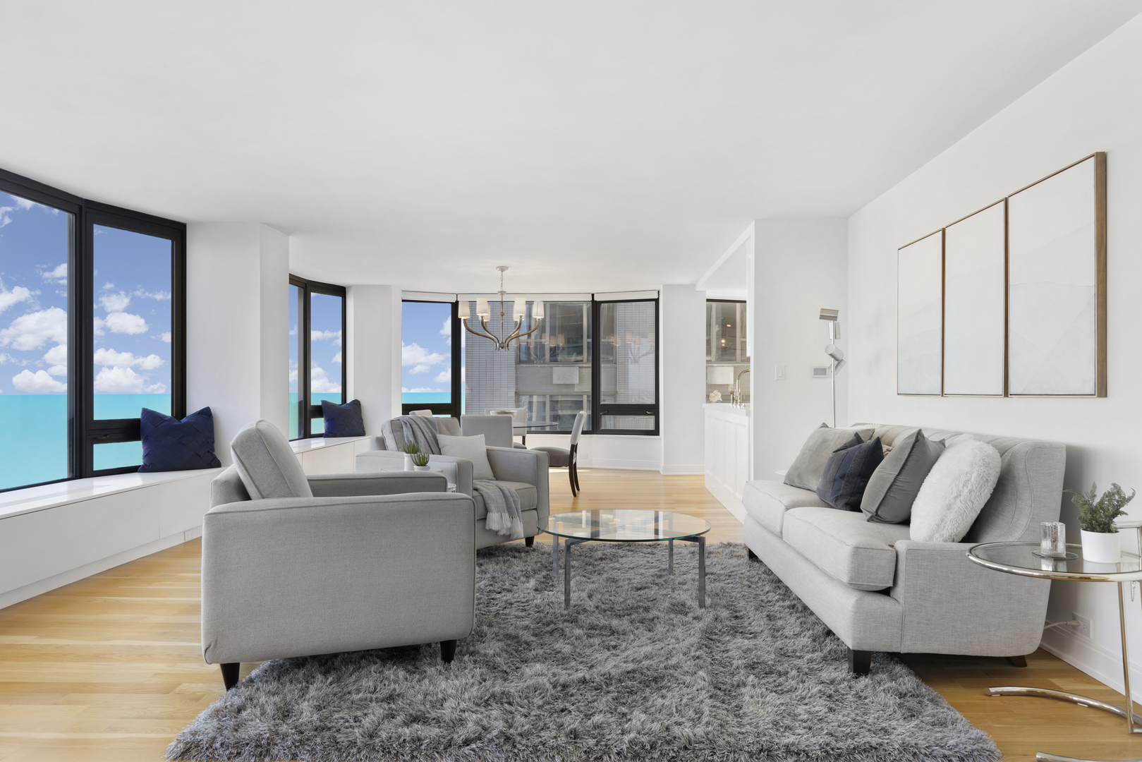 1555 N ASTOR Street Unit: 33E