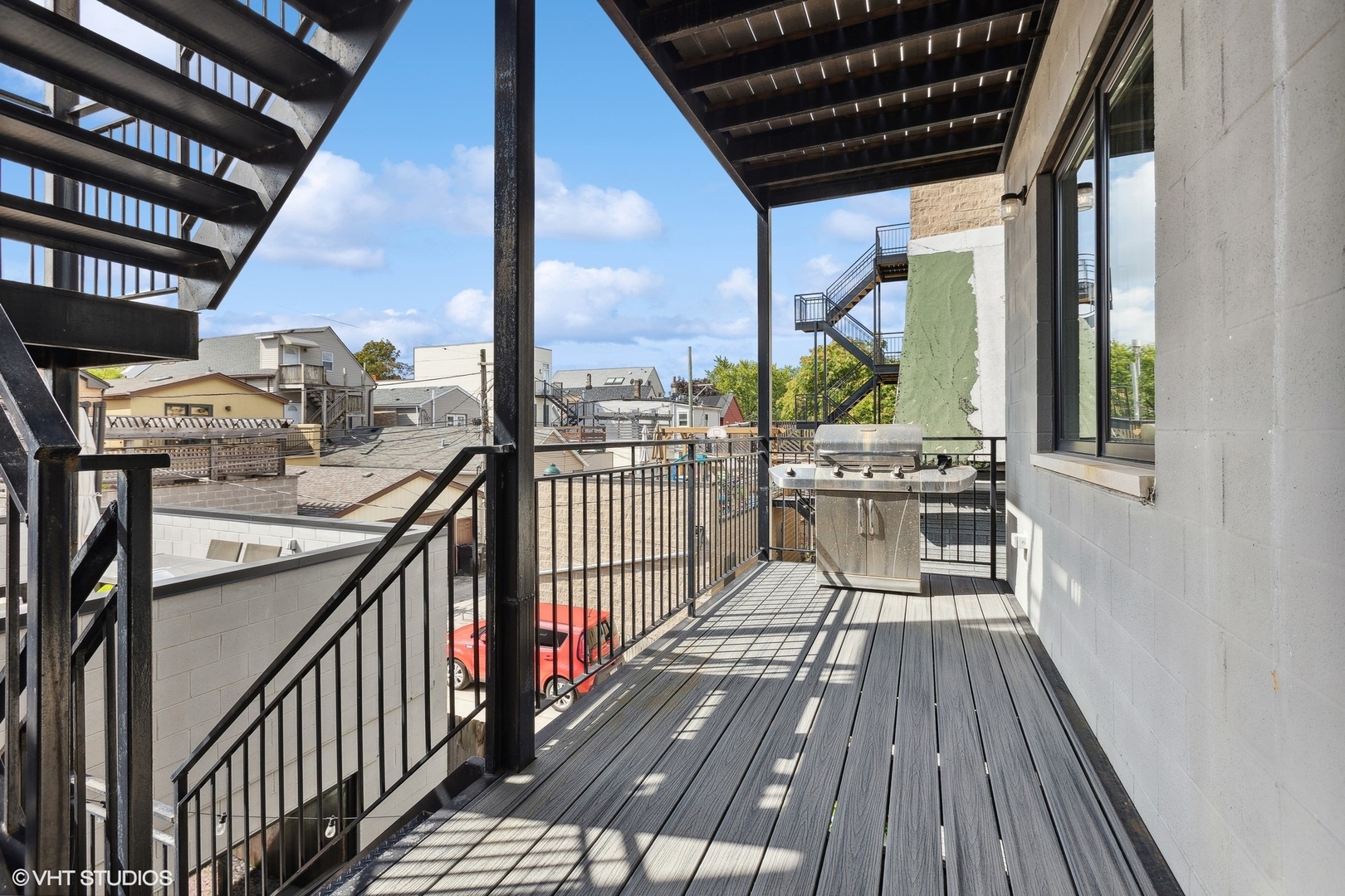2227 W LYNDALE Street Unit: 2